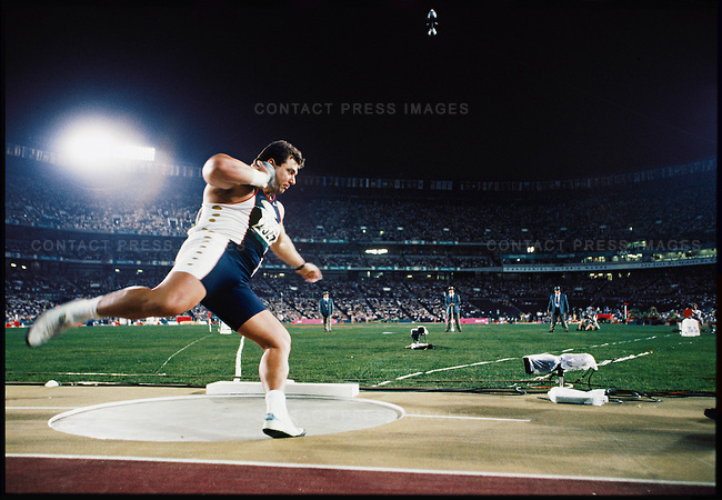 Randy Barnes em ação nas Olimpíadas de Atlanta 1996